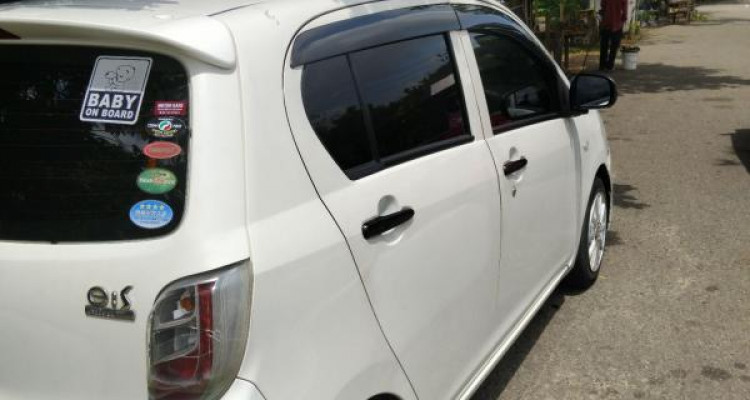 DAIHATSU MIRA 2015
