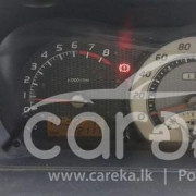 TOYOTA IST 2005