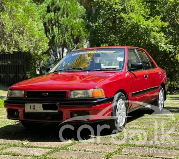 MAZDA 323 1990