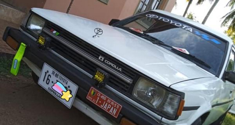 TOYOTA COROLLA DX WAGON KE72 1986