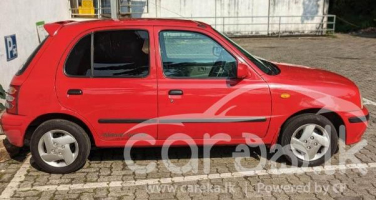 NISSAN MARCH K11 2000