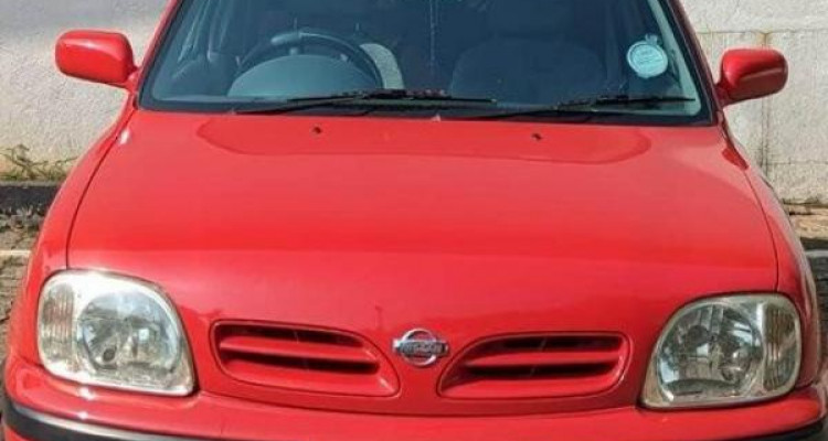 NISSAN MARCH K11 2000