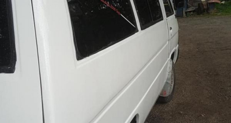 MITSUBISHI DELICA L300 1981