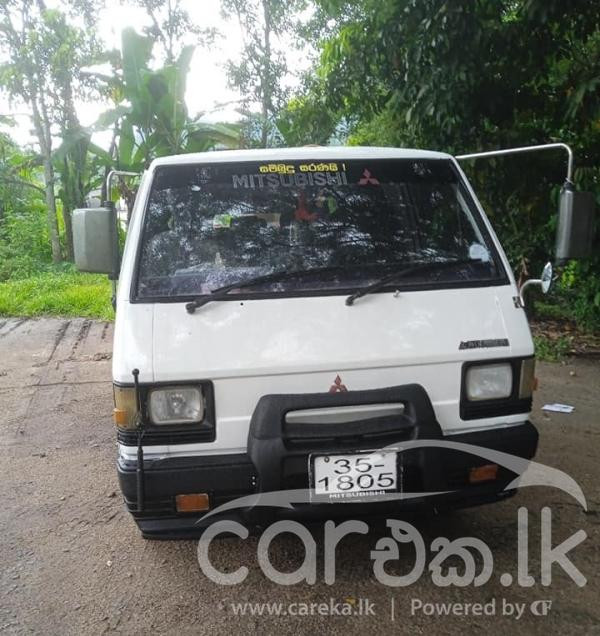 MITSUBISHI DELICA L300 1981