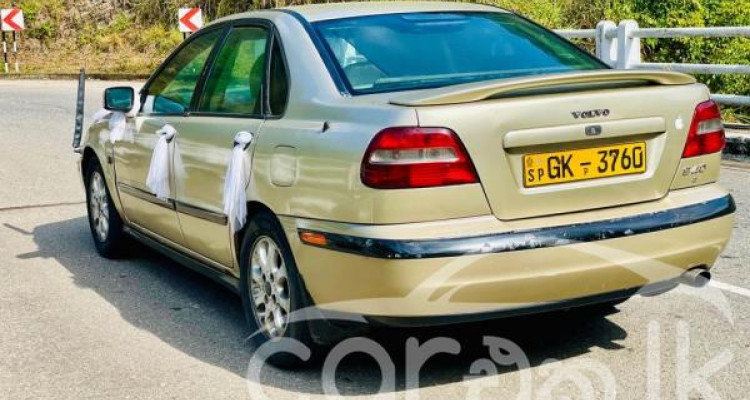 VOLVO S40 2001