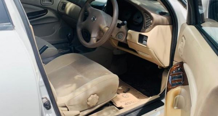 NISSAN SUNNY N17 2010