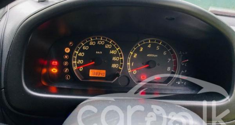 SUZUKI SWIFT 2004