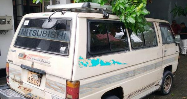 MITSUBISHI L300 1983