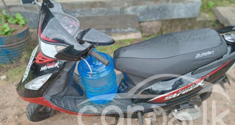 TVS SCOOTY STREAK 2013