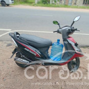 TVS SCOOTY STREAK 2013