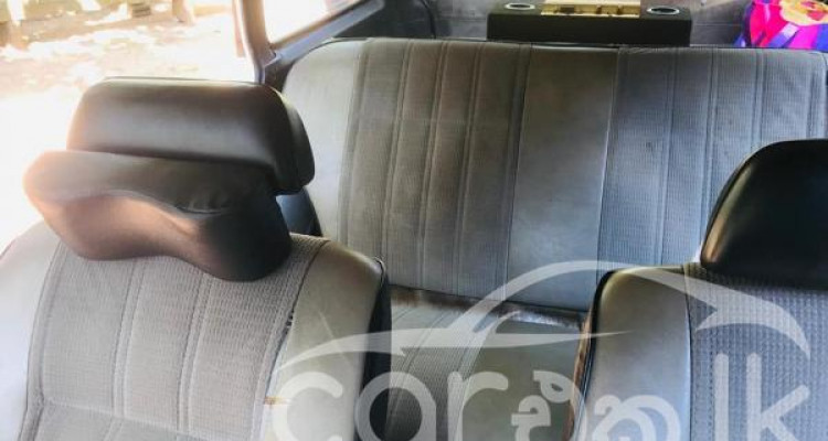 TOYOTA CORONA 1987