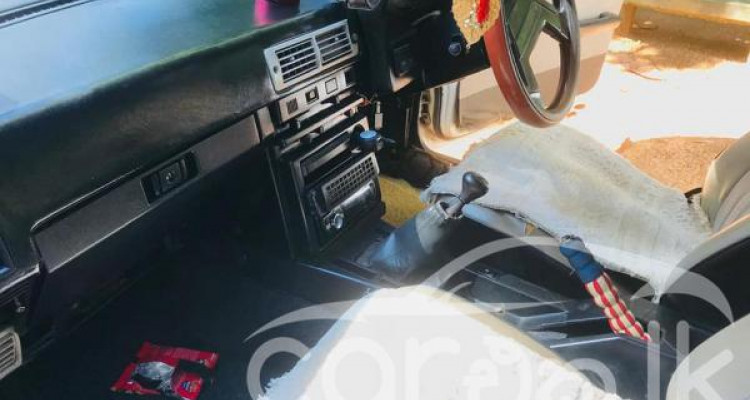 TOYOTA CORONA 1987