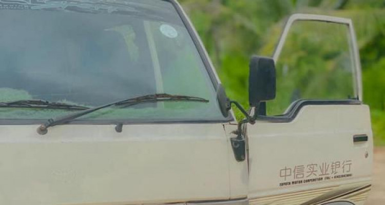 TOYOTA HIACE 1988
