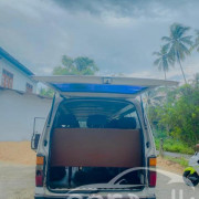 TOYOTA HIACE 1988