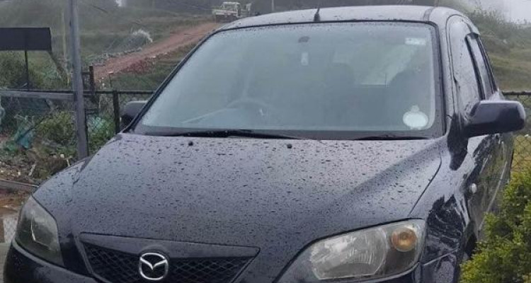 MAZDA DEMIO 2003