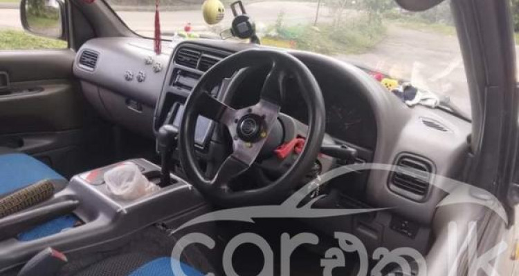 NISSAN SERENA 1992