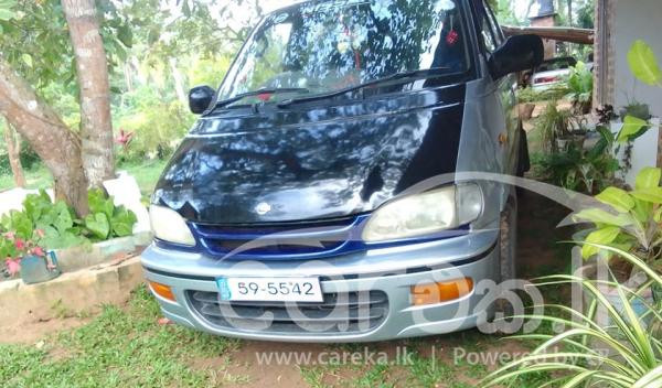 NISSAN SERENA 1992