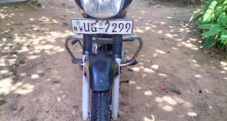 BAJAJ CT100 2009