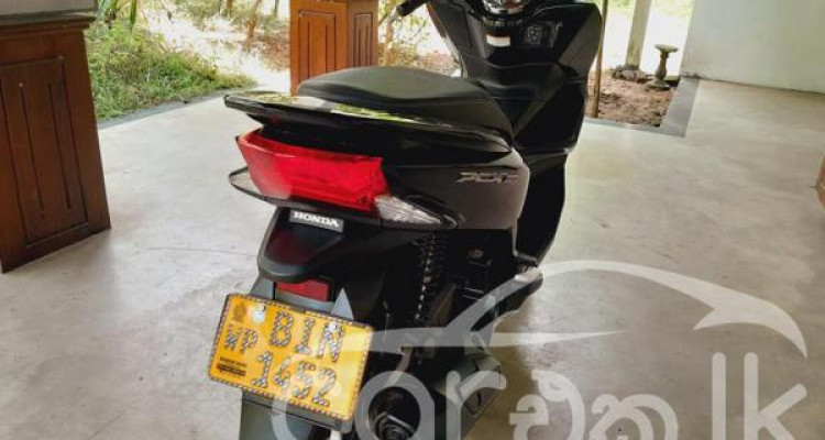 HONDA PCX 2017