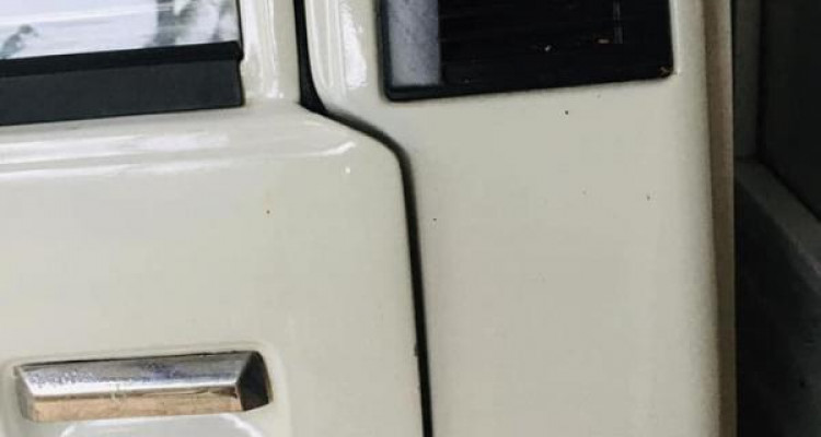 MITSUBISHI DELICA 1980