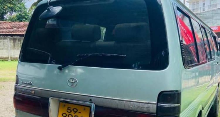 TOYOTA DOLPHIN 1994