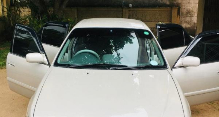 TOYOTA COROLLA 1998