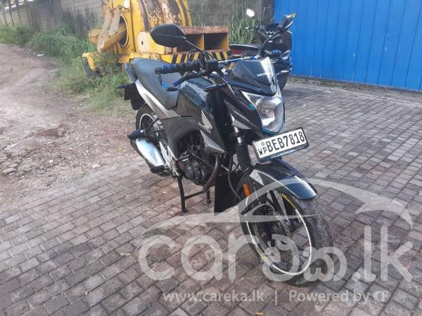 HONDA CB HORNET 2016