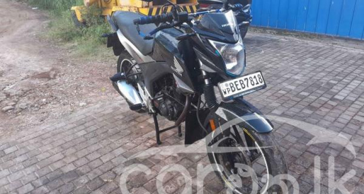 HONDA CB HORNET 2016