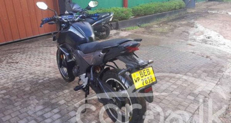 HONDA CB HORNET 2016
