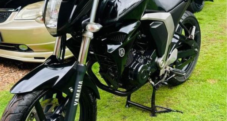 YAMAHA FZ V2 2017