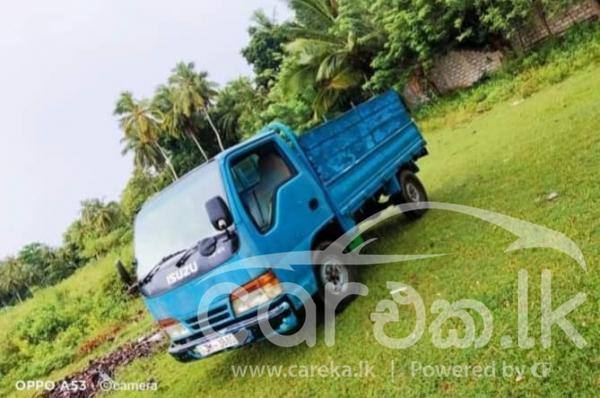 ISUZU NHR 2000