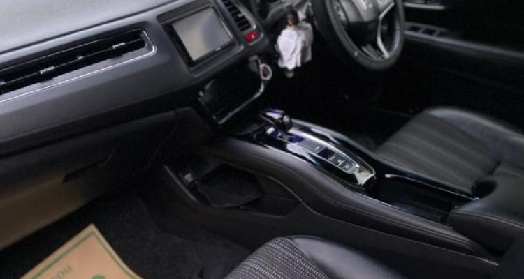 HONDA VEZEL Z 2014