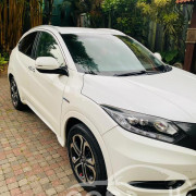 HONDA VEZEL Z 2014