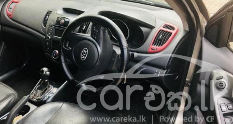 KIA CERATO 2011