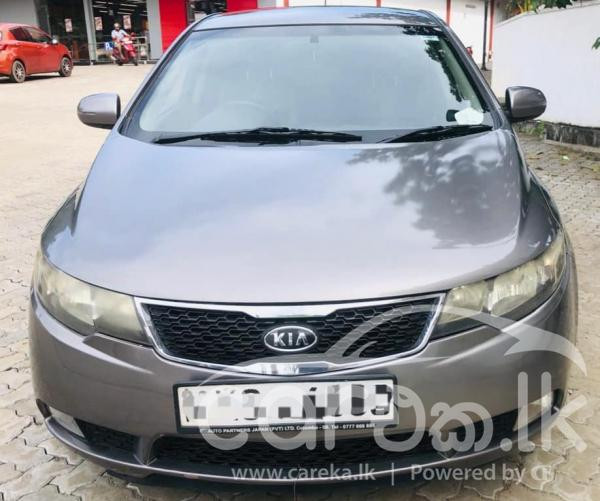 KIA CERATO 2011