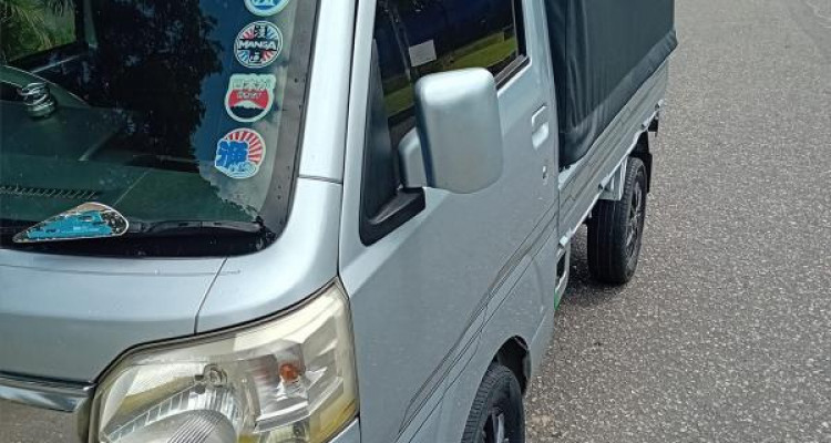 DAIHATSU HIJET 2015