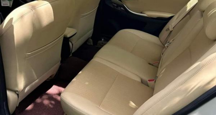 TOYOTA PREMIO 2020