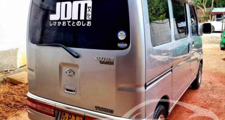 DAIHATSU HIJET 2011