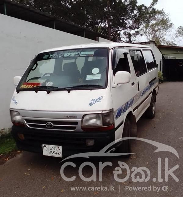 TOYOTA DOLPHIN 1998