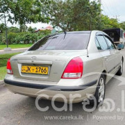 HYUNDAI ELANTRA 2000