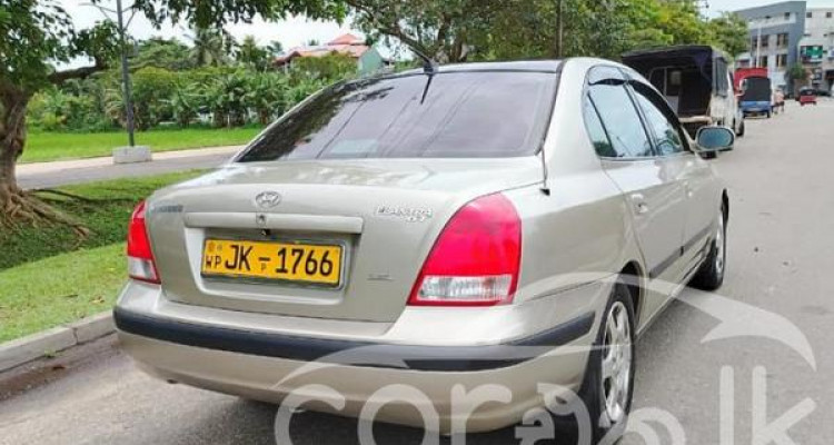 HYUNDAI ELANTRA 2000