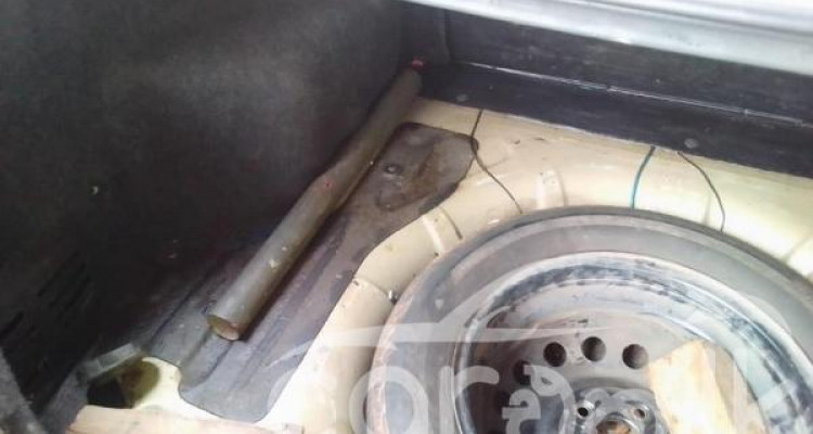 KIA RIO 2002