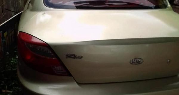 KIA RIO 2002