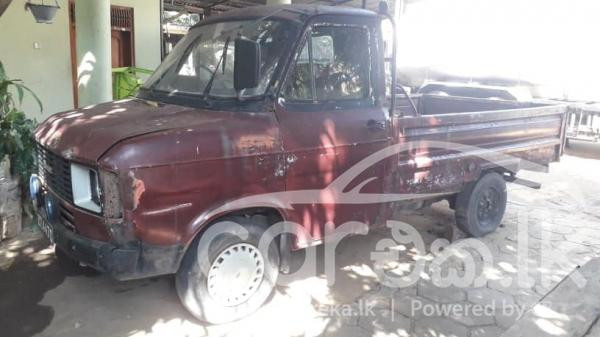 MORRIS LORRY 1965