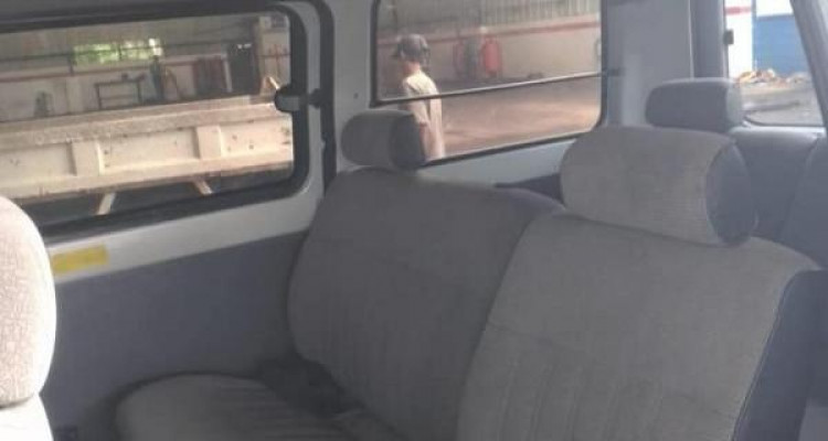 TOYOTA NOAH KR42 1999