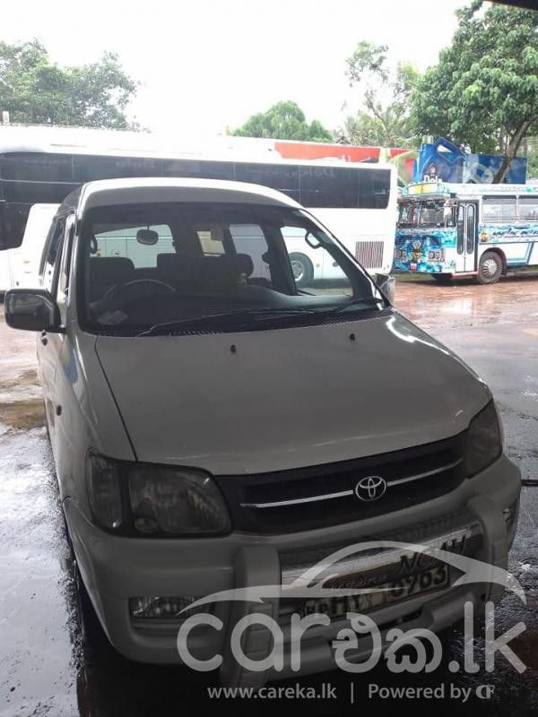 TOYOTA NOAH KR42 1999