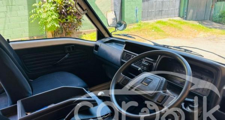 MAZDA BONGO 1997