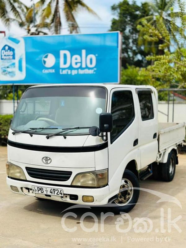 TOYOTA DYNA 2004
