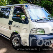 NISSAN VANETTE 2002