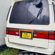 NISSAN CARAVAN 1991